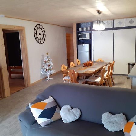 La Maison Du Rocher Apartment บูร์-แซ็งต์-โมริซ ภายนอก รูปภาพ